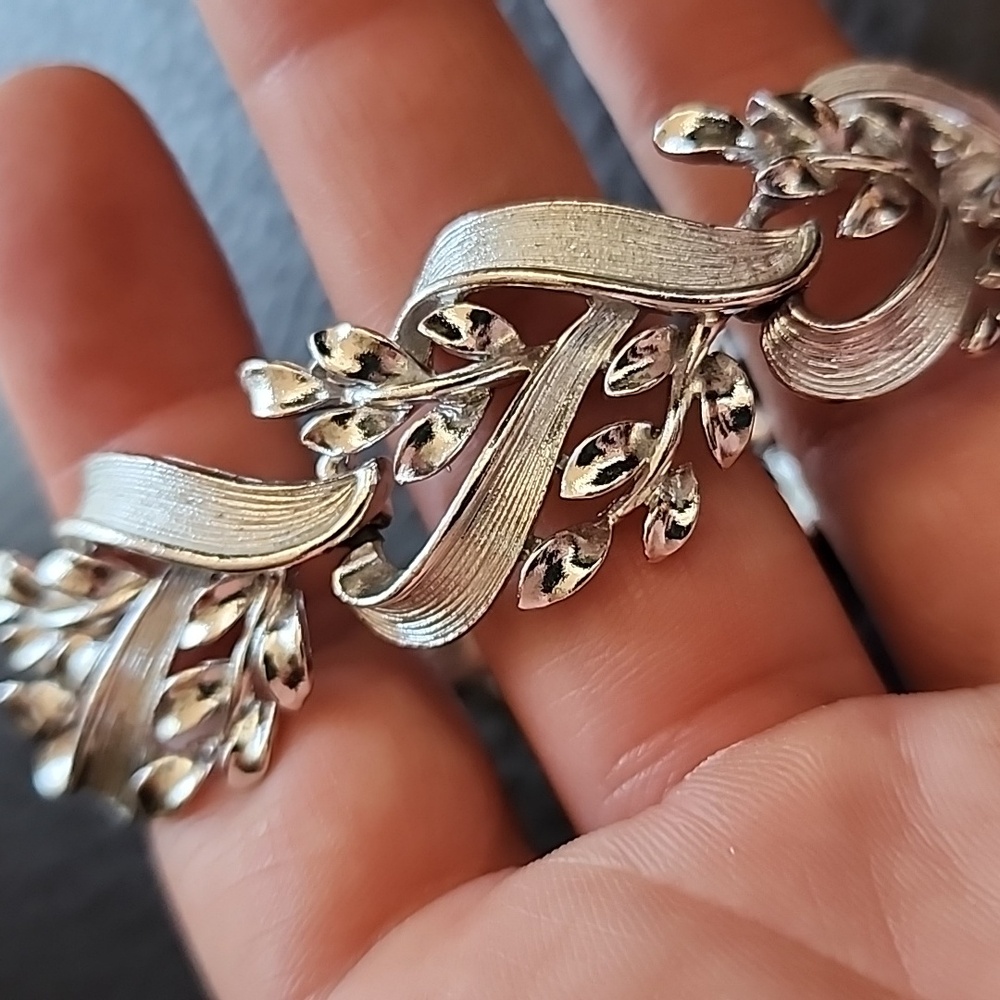 VTG Lisner bracelet